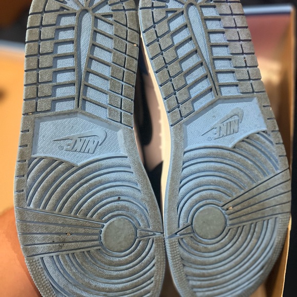 Jordan 1 UNC Toe size 9.5 - Picture 4 of 6